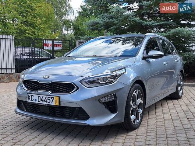 Серый Киа Сид, объемом двигателя 1.4 л и пробегом 220 тыс. км за 13800 $, фото 12 на Automoto.ua