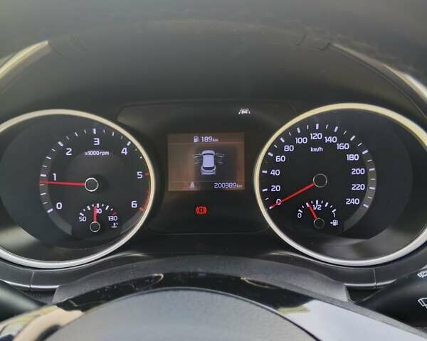 Серый Киа Сид, объемом двигателя 1.6 л и пробегом 200 тыс. км за 13500 $, фото 10 на Automoto.ua