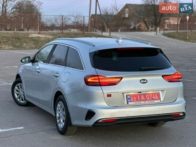 Серый Киа Сид, объемом двигателя 1.6 л и пробегом 250 тыс. км за 12300 $, фото 17 на Automoto.ua