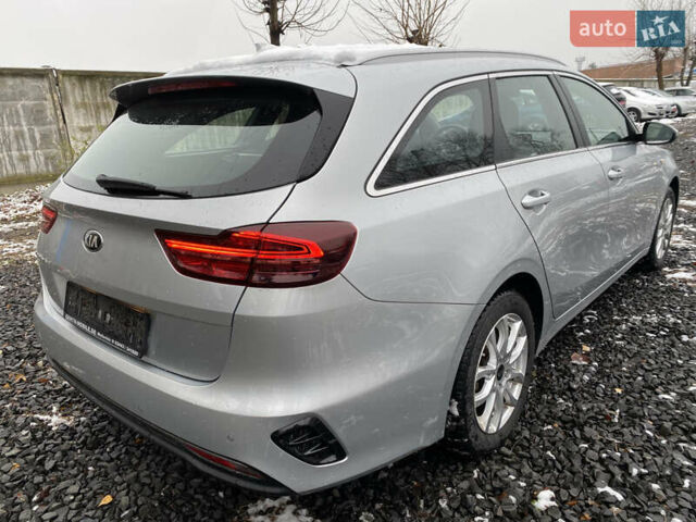 Серый Киа Сид, объемом двигателя 1.6 л и пробегом 261 тыс. км за 12700 $, фото 5 на Automoto.ua