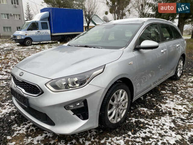 Серый Киа Сид, объемом двигателя 1.6 л и пробегом 261 тыс. км за 12700 $, фото 9 на Automoto.ua