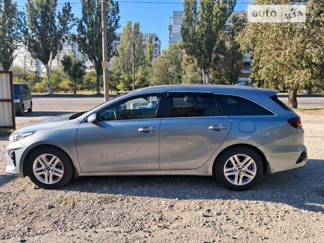 Киа Сид 2019 в Запорожье на Automoto.ua Серый Киа Сид, объемом двигателя 1.6 л и пробегом 136 тыс. км за 15500 $, фото 2 на Automoto.ua