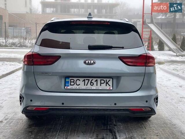 Сірий Кіа Сід, об'ємом двигуна 1.37 л та пробігом 87 тис. км за 12900 $, фото 4 на Automoto.ua