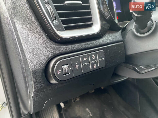 Серый Киа Сид, объемом двигателя 1.6 л и пробегом 261 тыс. км за 12700 $, фото 15 на Automoto.ua