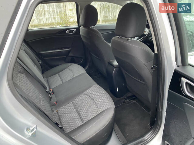 Серый Киа Сид, объемом двигателя 1.6 л и пробегом 261 тыс. км за 12700 $, фото 22 на Automoto.ua