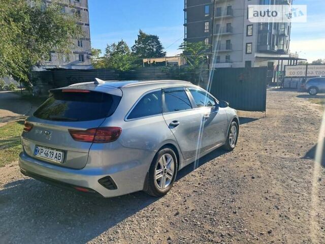 Киа Сид 2019 в Запорожье на Automoto.ua Серый Киа Сид, объемом двигателя 1.6 л и пробегом 136 тыс. км за 15500 $, фото 4 на Automoto.ua