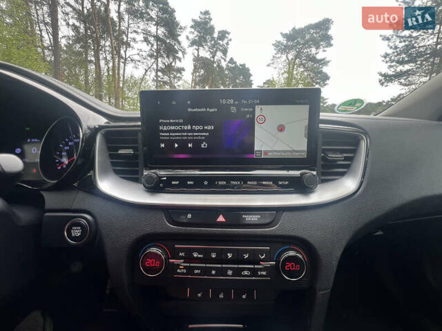Серый Киа Сид, объемом двигателя 1.6 л и пробегом 150 тыс. км за 14999 $, фото 11 на Automoto.ua