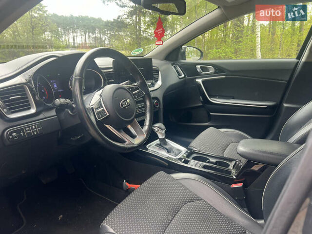Серый Киа Сид, объемом двигателя 1.6 л и пробегом 150 тыс. км за 14999 $, фото 8 на Automoto.ua