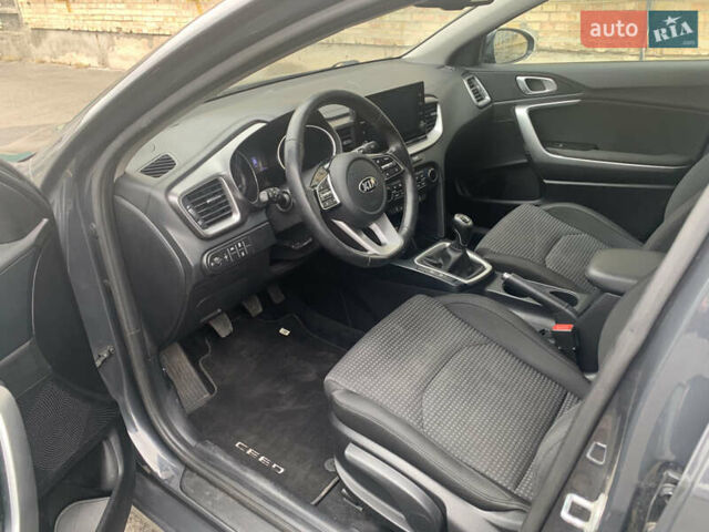 Серый Киа Сид, объемом двигателя 1.6 л и пробегом 143 тыс. км за 14999 $, фото 7 на Automoto.ua
