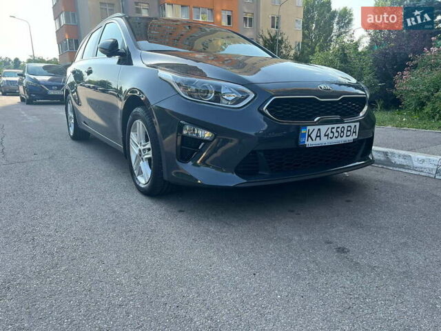 Сірий Кіа Сід, об'ємом двигуна 1.59 л та пробігом 49 тис. км за 19000 $, фото 5 на Automoto.ua