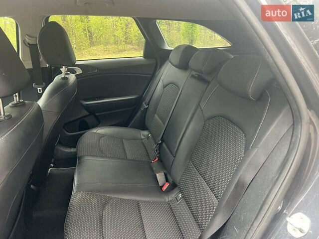 Серый Киа Сид, объемом двигателя 1.6 л и пробегом 150 тыс. км за 14999 $, фото 10 на Automoto.ua