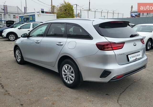 Серый Киа Сид, объемом двигателя 1.6 л и пробегом 198 тыс. км за 13500 $, фото 20 на Automoto.ua