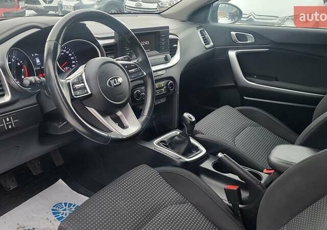Сірий Кіа Сід, об'ємом двигуна 1.6 л та пробігом 208 тис. км за 12190 $, фото 15 на Automoto.ua