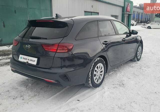 Сірий Кіа Сід, об'ємом двигуна 1.6 л та пробігом 208 тис. км за 12190 $, фото 9 на Automoto.ua