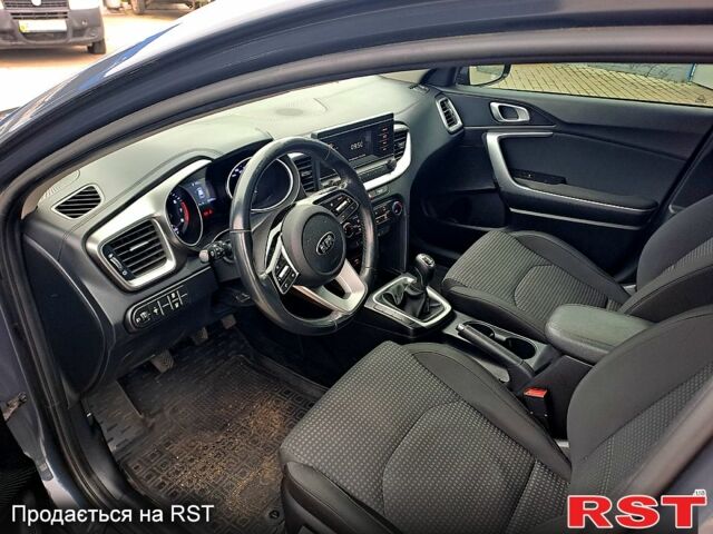 Сірий Кіа Сід, об'ємом двигуна 1.6 л та пробігом 83 тис. км за 13950 $, фото 3 на Automoto.ua