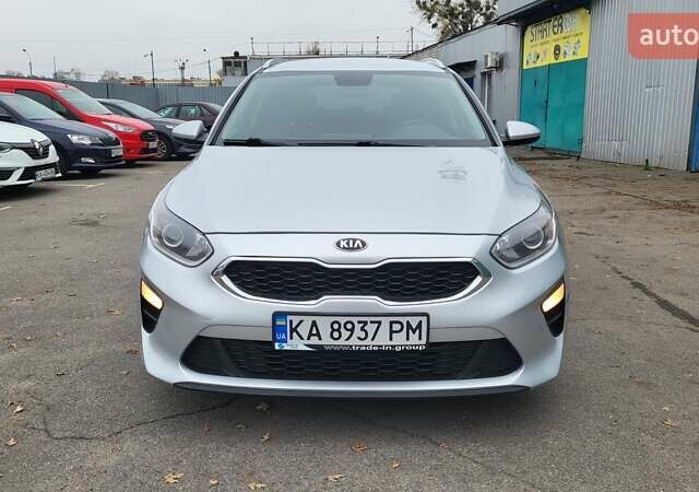 Серый Киа Сид, объемом двигателя 1.6 л и пробегом 198 тыс. км за 13500 $, фото 26 на Automoto.ua