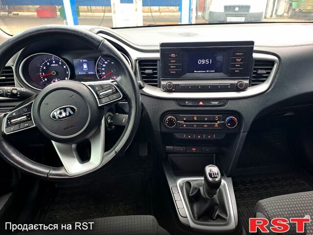 Сірий Кіа Сід, об'ємом двигуна 1.6 л та пробігом 83 тис. км за 13950 $, фото 2 на Automoto.ua
