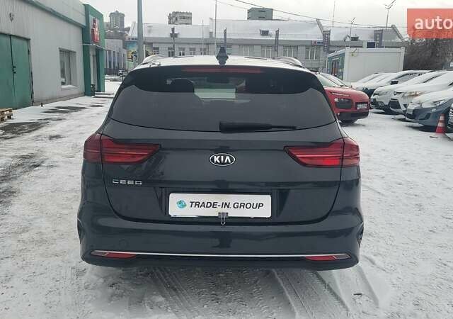 Сірий Кіа Сід, об'ємом двигуна 1.6 л та пробігом 208 тис. км за 12190 $, фото 11 на Automoto.ua