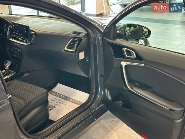 Серый Киа Сид, объемом двигателя 1.6 л и пробегом 145 тыс. км за 16990 $, фото 36 на Automoto.ua