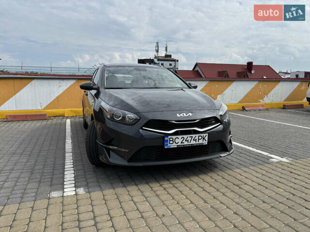 Серый Киа Сид, объемом двигателя 1.59 л и пробегом 19 тыс. км за 18500 $, фото 2 на Automoto.ua
