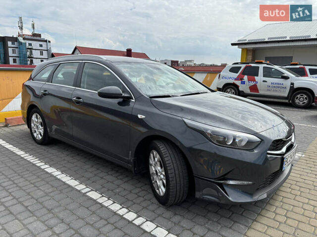 Серый Киа Сид, объемом двигателя 1.59 л и пробегом 19 тыс. км за 18500 $, фото 3 на Automoto.ua