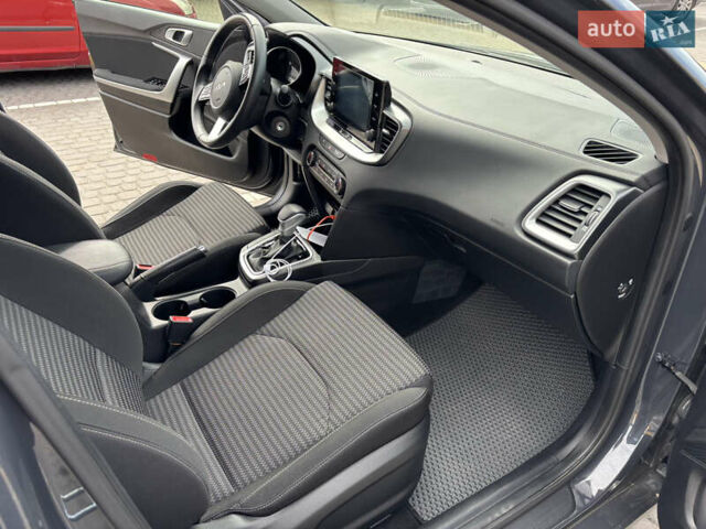 Серый Киа Сид, объемом двигателя 1.59 л и пробегом 19 тыс. км за 18500 $, фото 14 на Automoto.ua