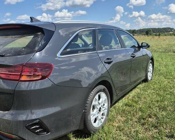 Серый Киа Сид, объемом двигателя 1.59 л и пробегом 17 тыс. км за 18200 $, фото 9 на Automoto.ua