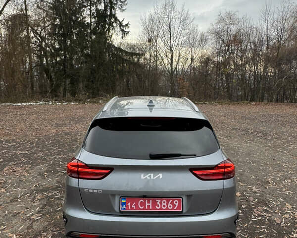 Серый Киа Сид, объемом двигателя 1.5 л и пробегом 40 тыс. км за 16900 $, фото 5 на Automoto.ua