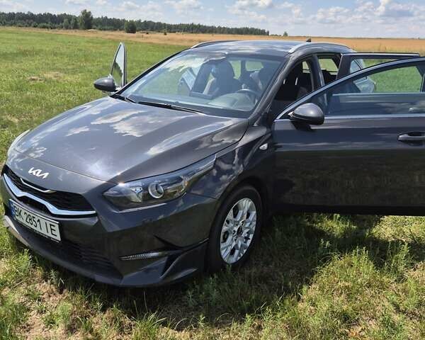 Серый Киа Сид, объемом двигателя 1.59 л и пробегом 17 тыс. км за 18200 $, фото 14 на Automoto.ua