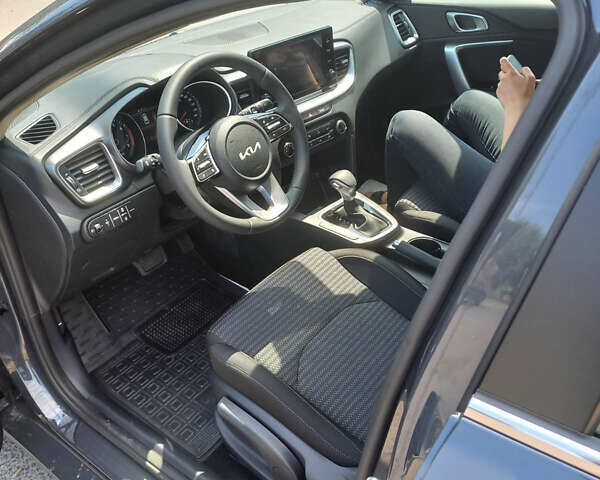 Серый Киа Сид, объемом двигателя 1.6 л и пробегом 25 тыс. км за 17500 $, фото 7 на Automoto.ua