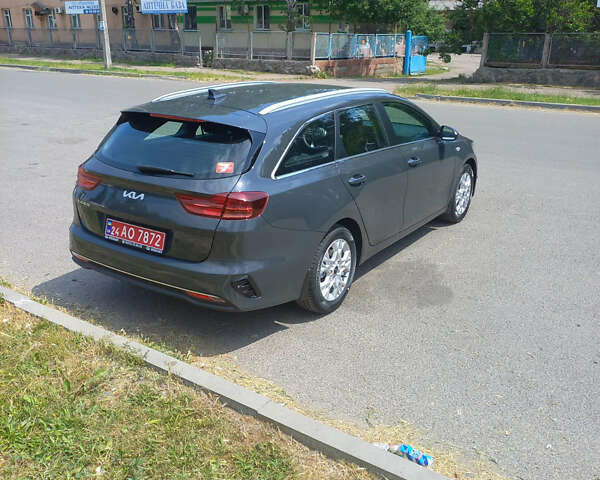 Серый Киа Сид, объемом двигателя 1.6 л и пробегом 25 тыс. км за 17500 $, фото 5 на Automoto.ua