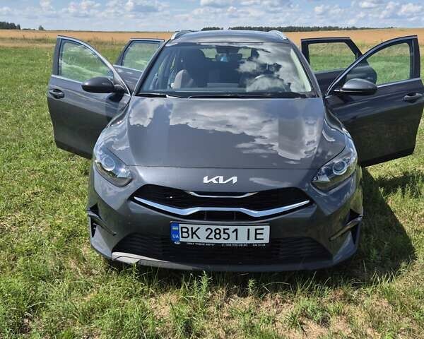 Серый Киа Сид, объемом двигателя 1.59 л и пробегом 17 тыс. км за 18200 $, фото 15 на Automoto.ua