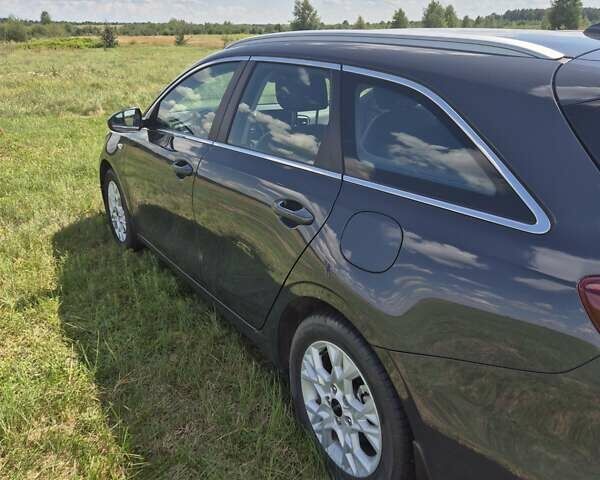 Серый Киа Сид, объемом двигателя 1.59 л и пробегом 17 тыс. км за 18200 $, фото 13 на Automoto.ua