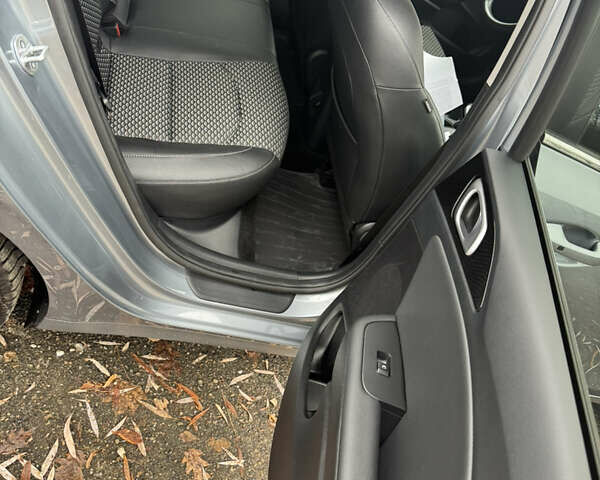 Серый Киа Сид, объемом двигателя 1.5 л и пробегом 40 тыс. км за 16900 $, фото 24 на Automoto.ua