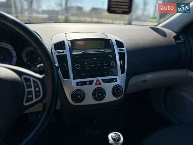 Синий Киа Сид, объемом двигателя 1.4 л и пробегом 226 тыс. км за 5900 $, фото 32 на Automoto.ua