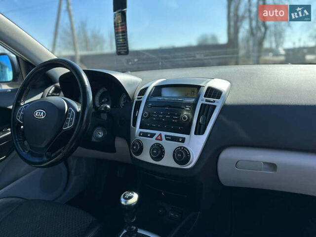 Синий Киа Сид, объемом двигателя 1.4 л и пробегом 226 тыс. км за 5900 $, фото 51 на Automoto.ua