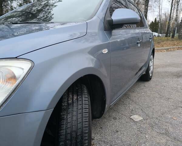 Синій Кіа Сід, об'ємом двигуна 1.59 л та пробігом 227 тис. км за 5400 $, фото 6 на Automoto.ua