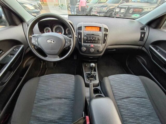 Синий Киа Сид, объемом двигателя 1.6 л и пробегом 234 тыс. км за 6290 $, фото 13 на Automoto.ua