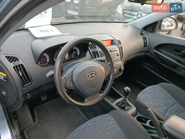 Синий Киа Сид, объемом двигателя 1.6 л и пробегом 234 тыс. км за 6290 $, фото 19 на Automoto.ua