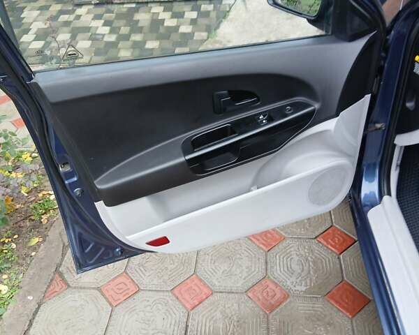 Синій Кіа Сід, об'ємом двигуна 2 л та пробігом 215 тис. км за 3850 $, фото 2 на Automoto.ua