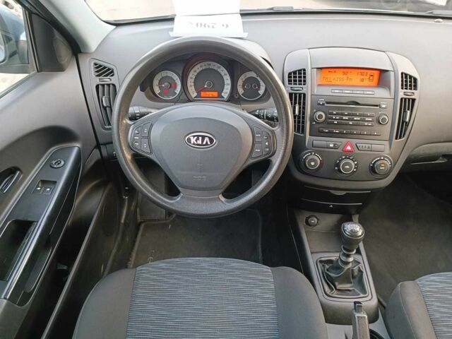 Синий Киа Сид, объемом двигателя 1.6 л и пробегом 234 тыс. км за 6290 $, фото 14 на Automoto.ua