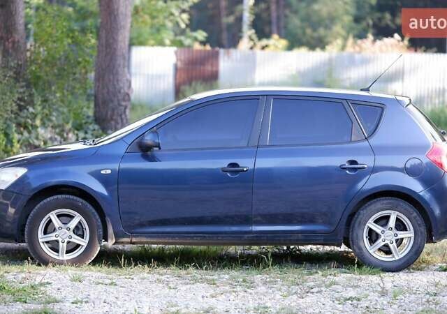 Синий Киа Сид, объемом двигателя 1.6 л и пробегом 230 тыс. км за 5999 $, фото 13 на Automoto.ua