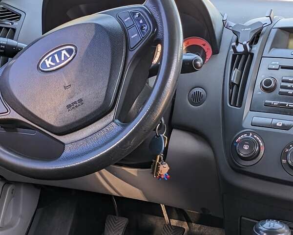Синий Киа Сид, объемом двигателя 1.6 л и пробегом 230 тыс. км за 5999 $, фото 40 на Automoto.ua