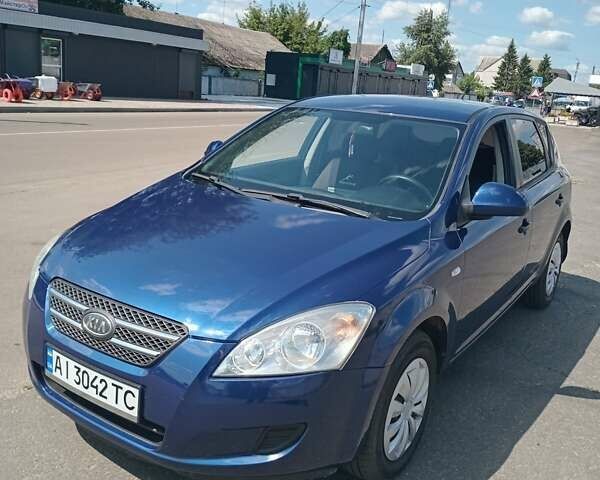 Синий Киа Сид, объемом двигателя 1.59 л и пробегом 295 тыс. км за 4900 $, фото 1 на Automoto.ua
