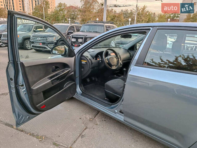 Синий Киа Сид, объемом двигателя 1.6 л и пробегом 234 тыс. км за 6290 $, фото 17 на Automoto.ua