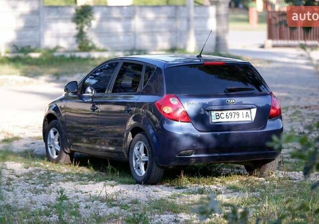 Синий Киа Сид, объемом двигателя 1.6 л и пробегом 230 тыс. км за 5999 $, фото 11 на Automoto.ua