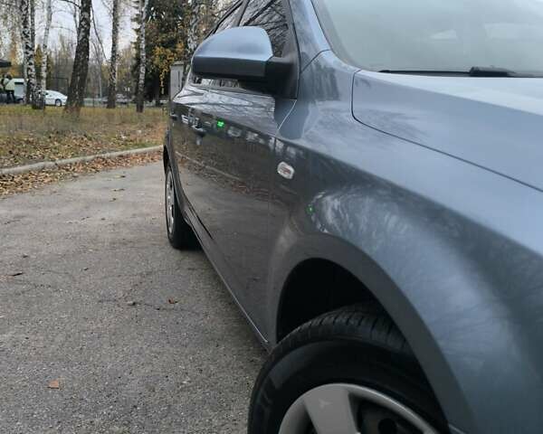 Синій Кіа Сід, об'ємом двигуна 1.59 л та пробігом 227 тис. км за 5400 $, фото 2 на Automoto.ua