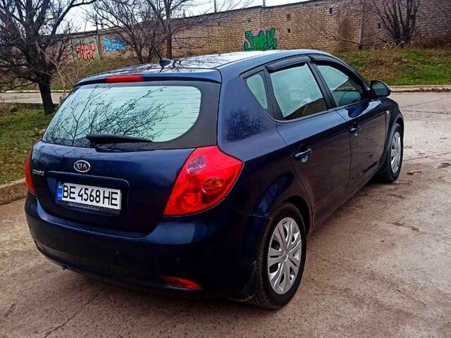 Синий Киа Сид, объемом двигателя 2 л и пробегом 217 тыс. км за 5499 $, фото 3 на Automoto.ua