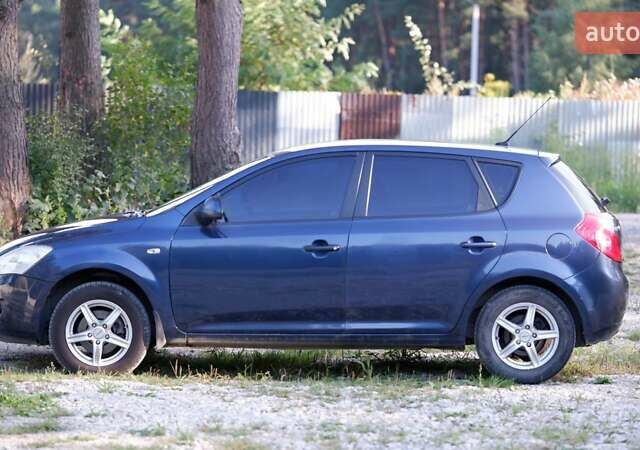Синий Киа Сид, объемом двигателя 1.6 л и пробегом 230 тыс. км за 5999 $, фото 15 на Automoto.ua