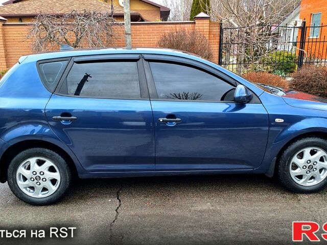 Синий Киа Сид, объемом двигателя 1.4 л и пробегом 117 тыс. км за 5750 $, фото 2 на Automoto.ua